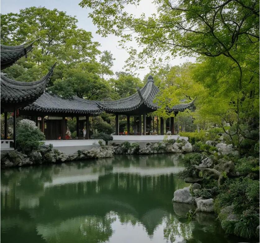 朝阳龙城祸兮餐饮有限公司